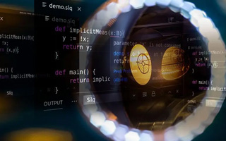 鞍山 api php源码,下载的php源码怎么运行呢？